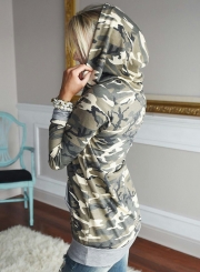Women's Camo Graphic Hooded Pullover Sweatshirt