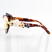 Women's Charming Plastic Baroque Style Flower Decoration Uv Sunglasses