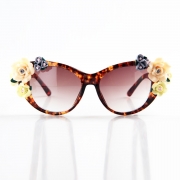 Women's Charming Plastic Baroque Style Flower Decoration Uv Sunglasses