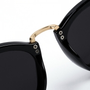 Women's Fashion Plastic Resin Rhinestone Cat Eye Sunglasses