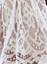 Women's Spaghetti Strap Backless Floral Lace Romper