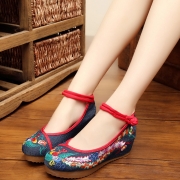 Women's Embroidery Platform Wedge Heels Old Beijing Shoes