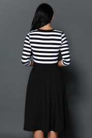 Black White Stripes Scoop Neck Sleeved Casual Swing Dress