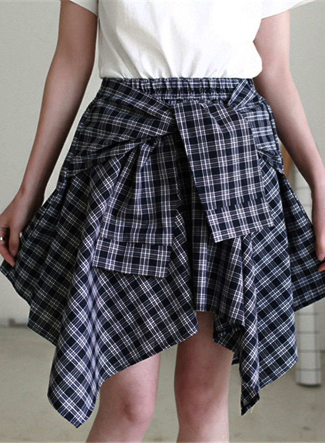 Fashion Bow Front Plaid Printed Irregular Skirt