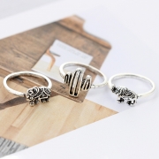 Fashion 12 Pieces Leaf Feather Round Finger Rings Multiple Sets Of Rings