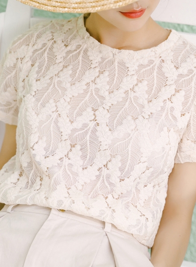 Summer Fashion Sweet Lace Short Sleeve Round Neck Pullover Blouse